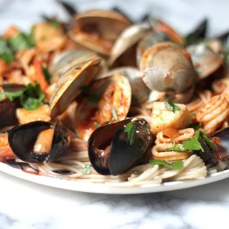 Orman Evi Vela E Bardhe